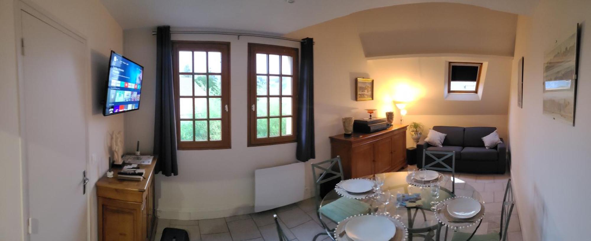 Bienvenue Chez Jocelyne Apartment